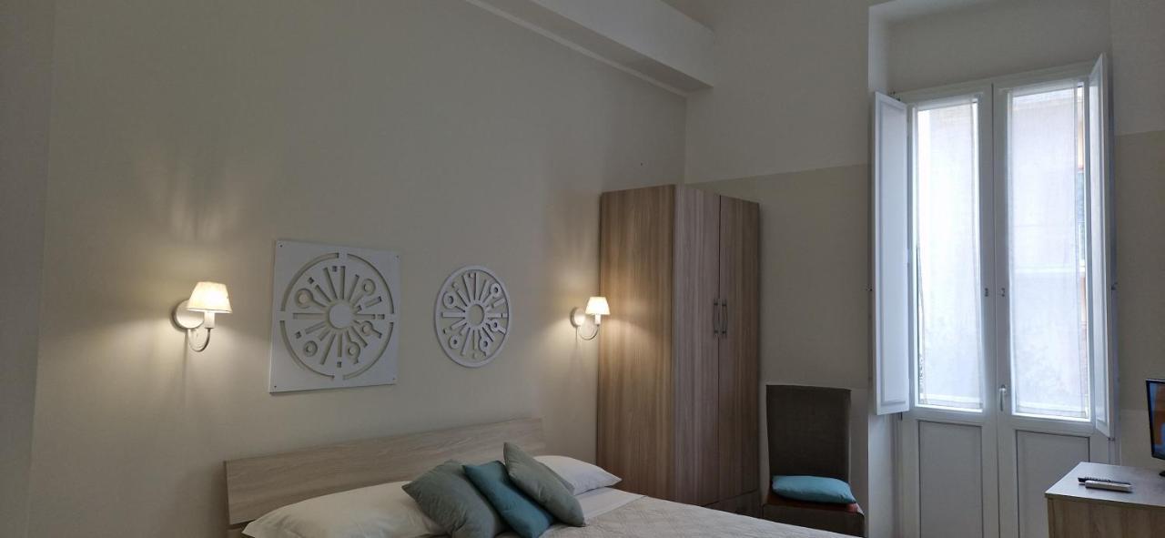 Diaz Rooms Лечче Экстерьер фото
