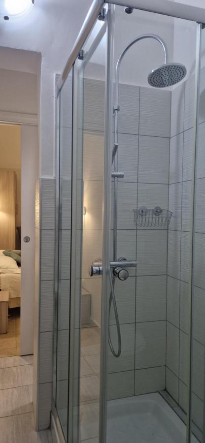 Diaz Rooms Лечче Экстерьер фото