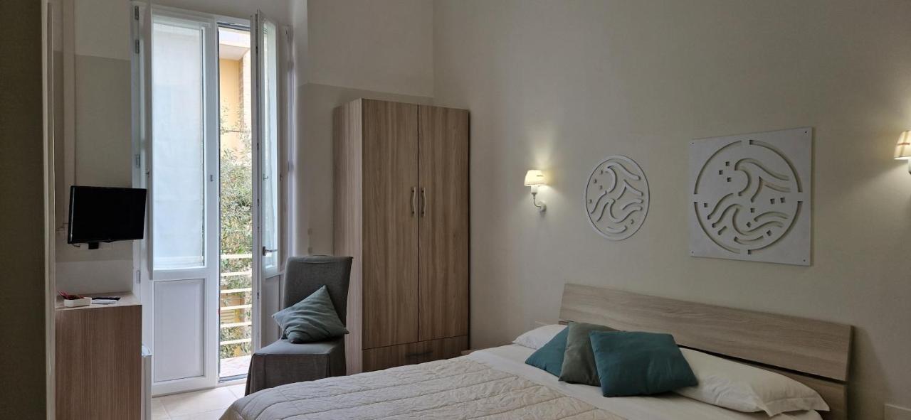 Diaz Rooms Лечче Экстерьер фото